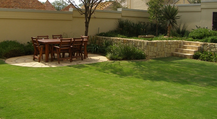 Seven Steps On How To Get A Beautiful Lawn This Spring Seven Steps On How To Get A Beautiful Lawn This Spring